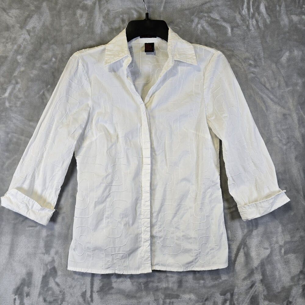Sara Isabella Button Down Shirt S White Embroidered Textured 3/4 Cuffed Sleeves